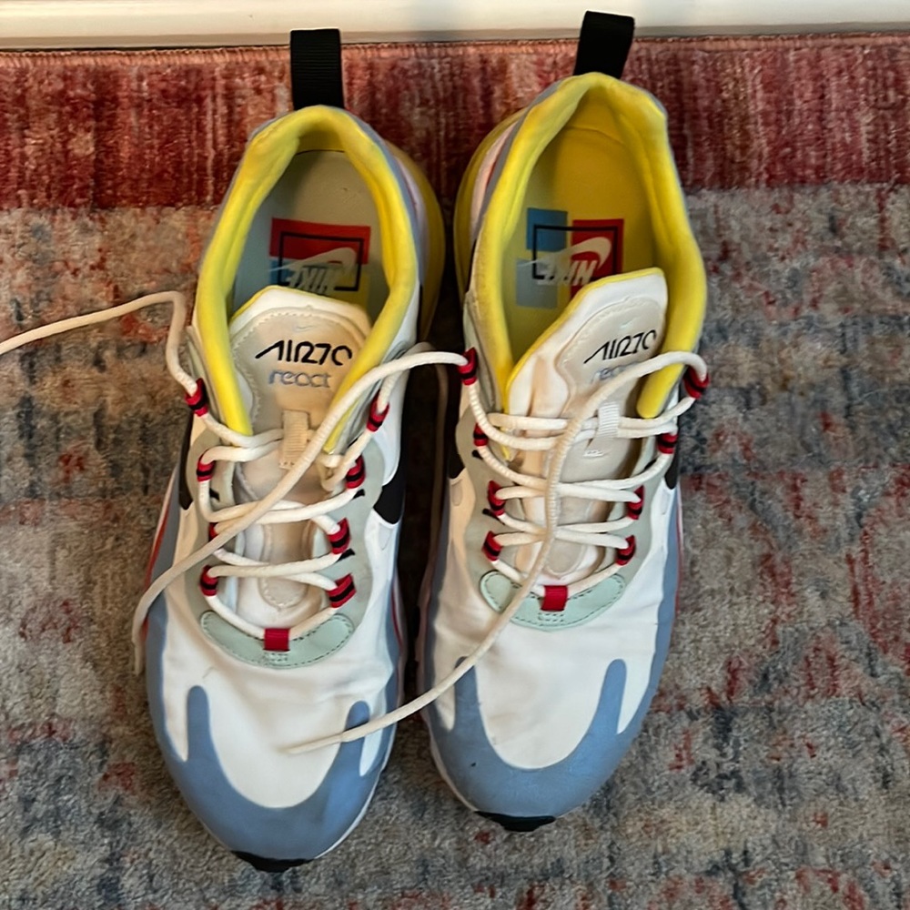 NIKE air 70 react